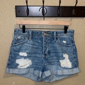 Hollister Women’s High-Rise Mom Short 3”